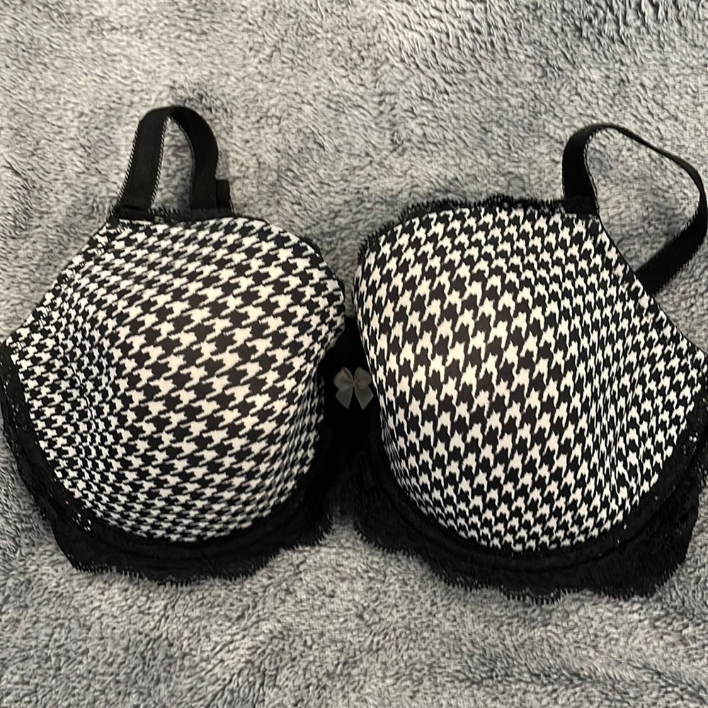 Victoria’s Secret bra